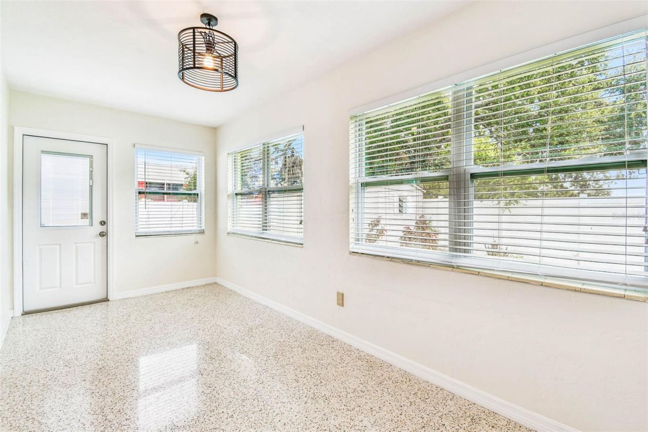 1101 81st Avenue N, Saint Petersburg, FL 33702 Photo