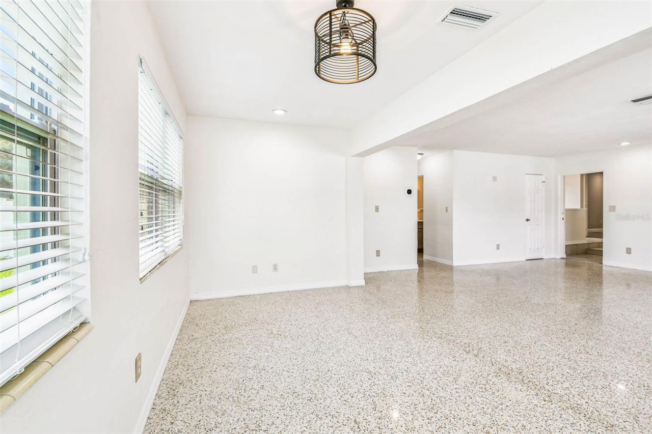 1101 81st Avenue N, Saint Petersburg, FL 33702 Photo