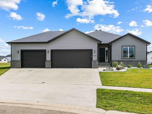 2124 14th Street W, West Fargo, ND 58078