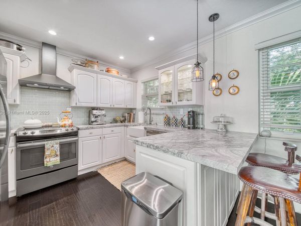 5640 SW 78th St, Unit 124C, Miami, FL 33143