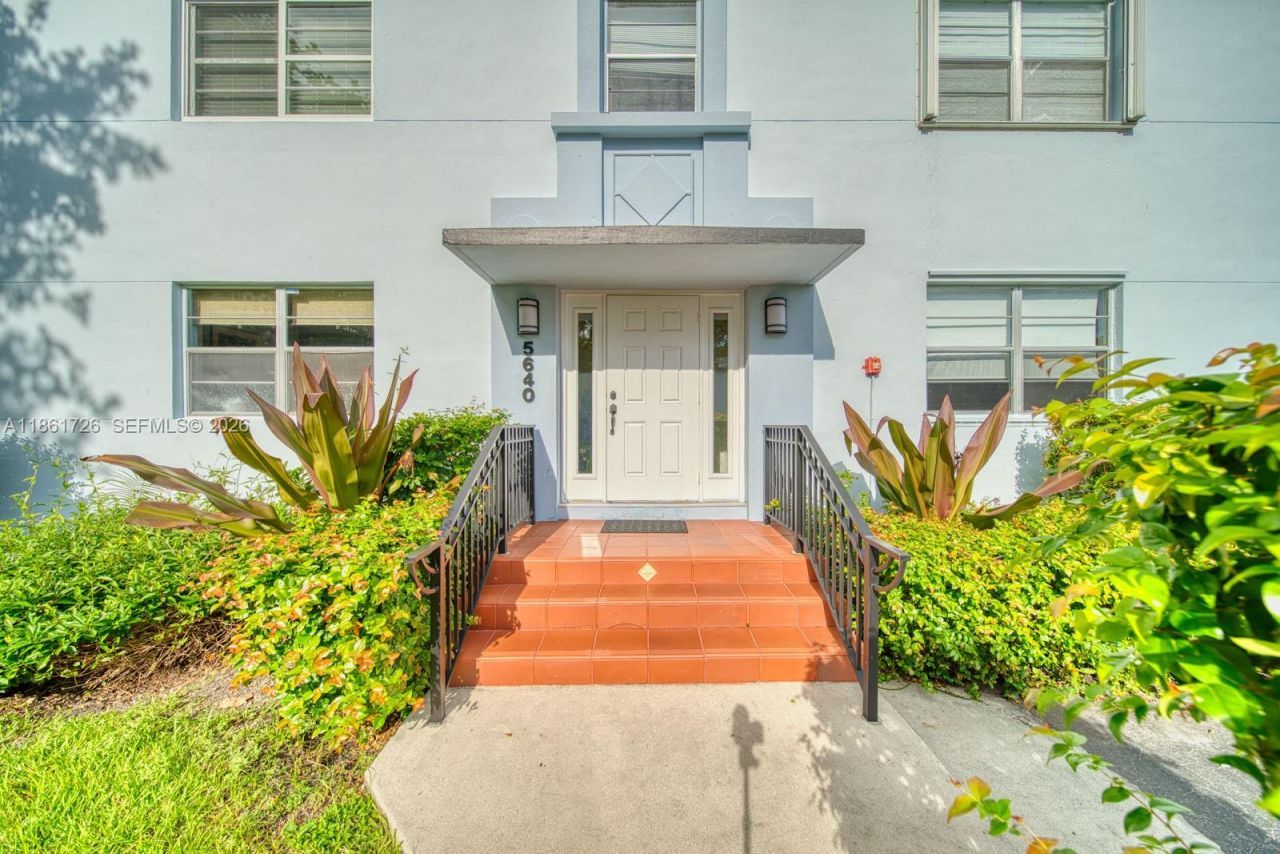 5640 SW 78th St, Unit 124C, Miami, FL 33143 Photo