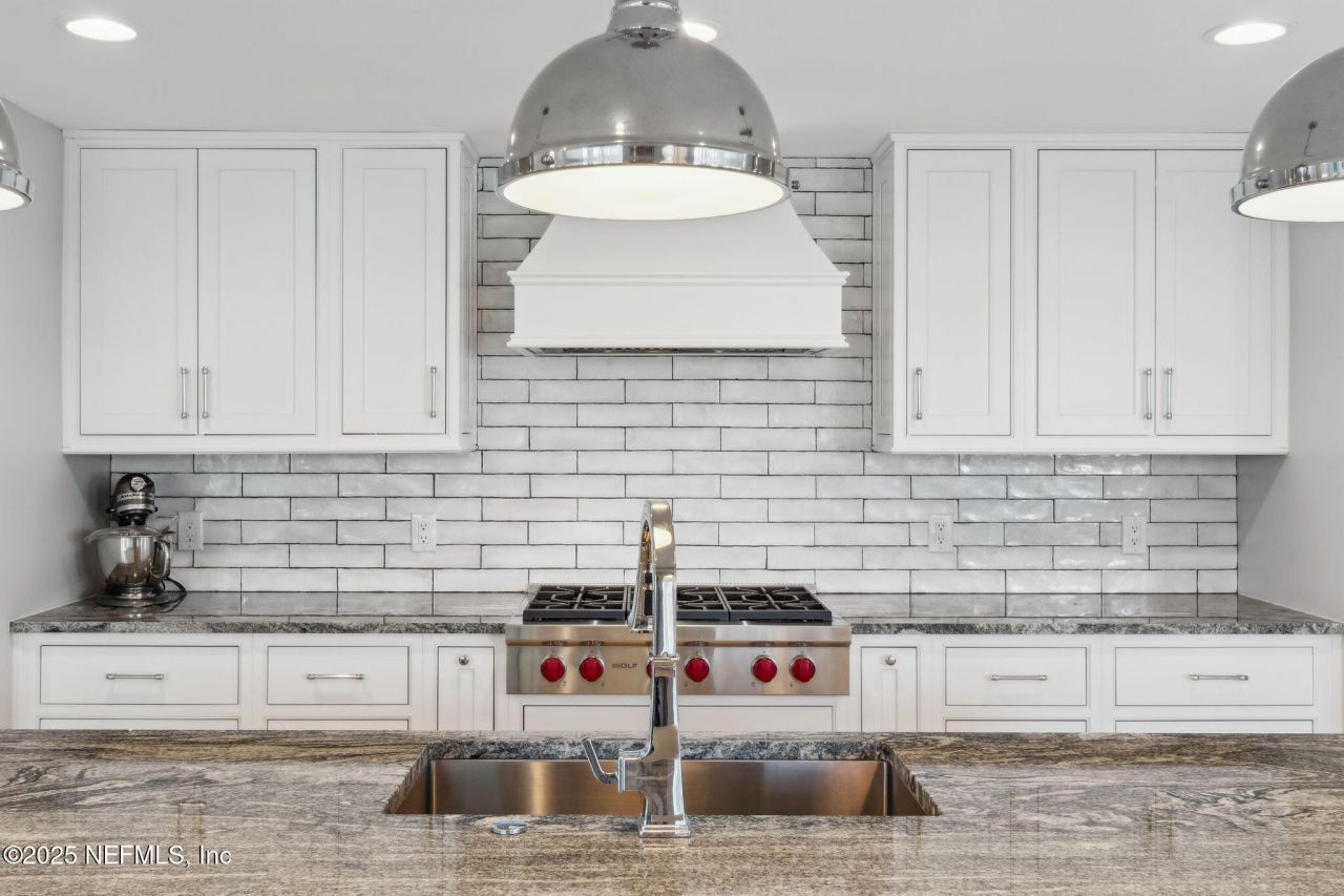 807 1st Street N, Unit 502, Jacksonville Beach, FL 32250 Photo