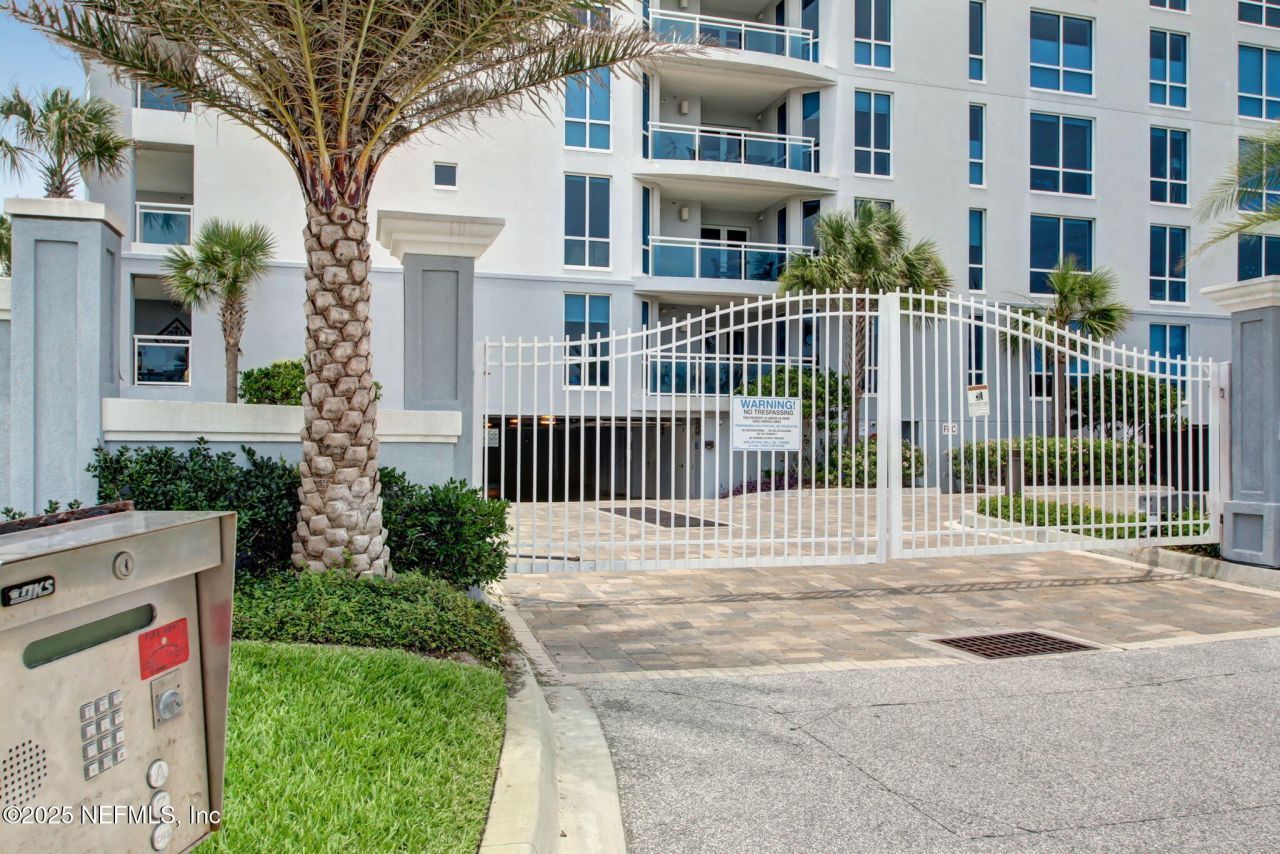 807 1st Street N, Unit 502, Jacksonville Beach, FL 32250 Photo