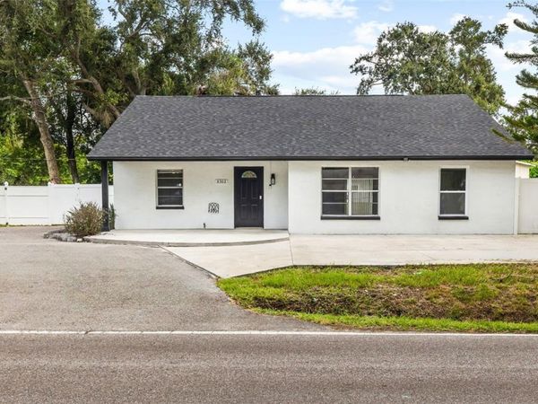 8302 JACKSON SPRINGS ROAD, TAMPA, FL 33615