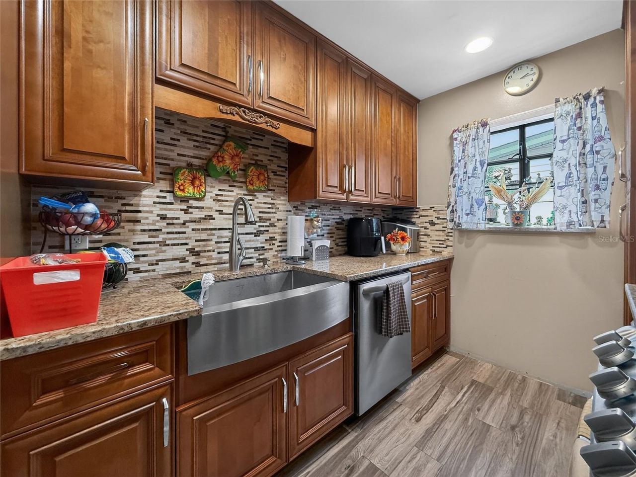 8009 Cornwall Lane, Tampa, FL 33615 Photo