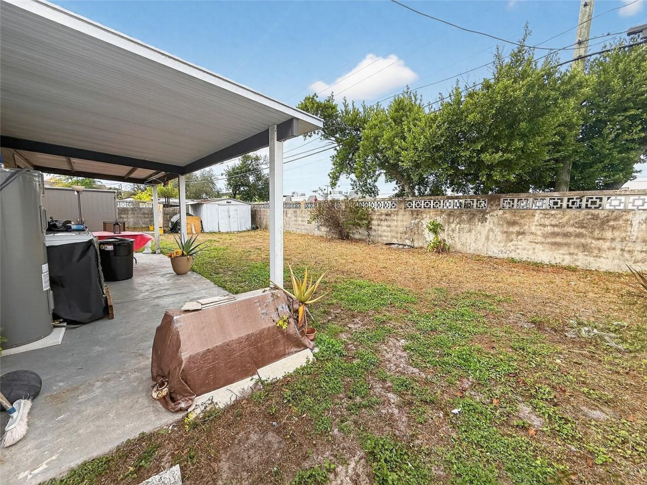 8009 Cornwall Lane, Tampa, FL 33615 Photo