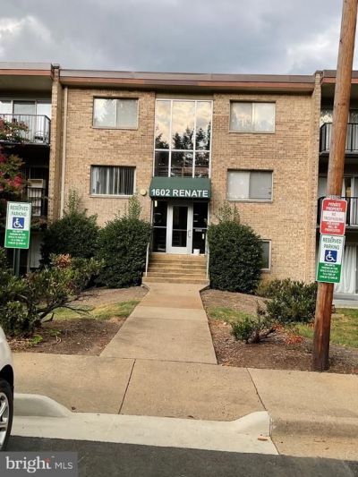 1602 Renate Drive, Unit 303, Woodbridge, VA 22192 Main Photo
