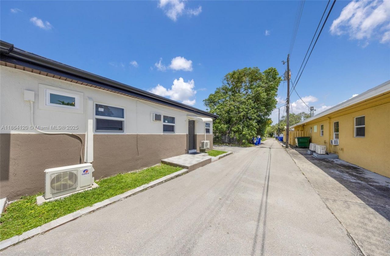 1807 N 17th Ave, Hollywood, FL 33020 Photo