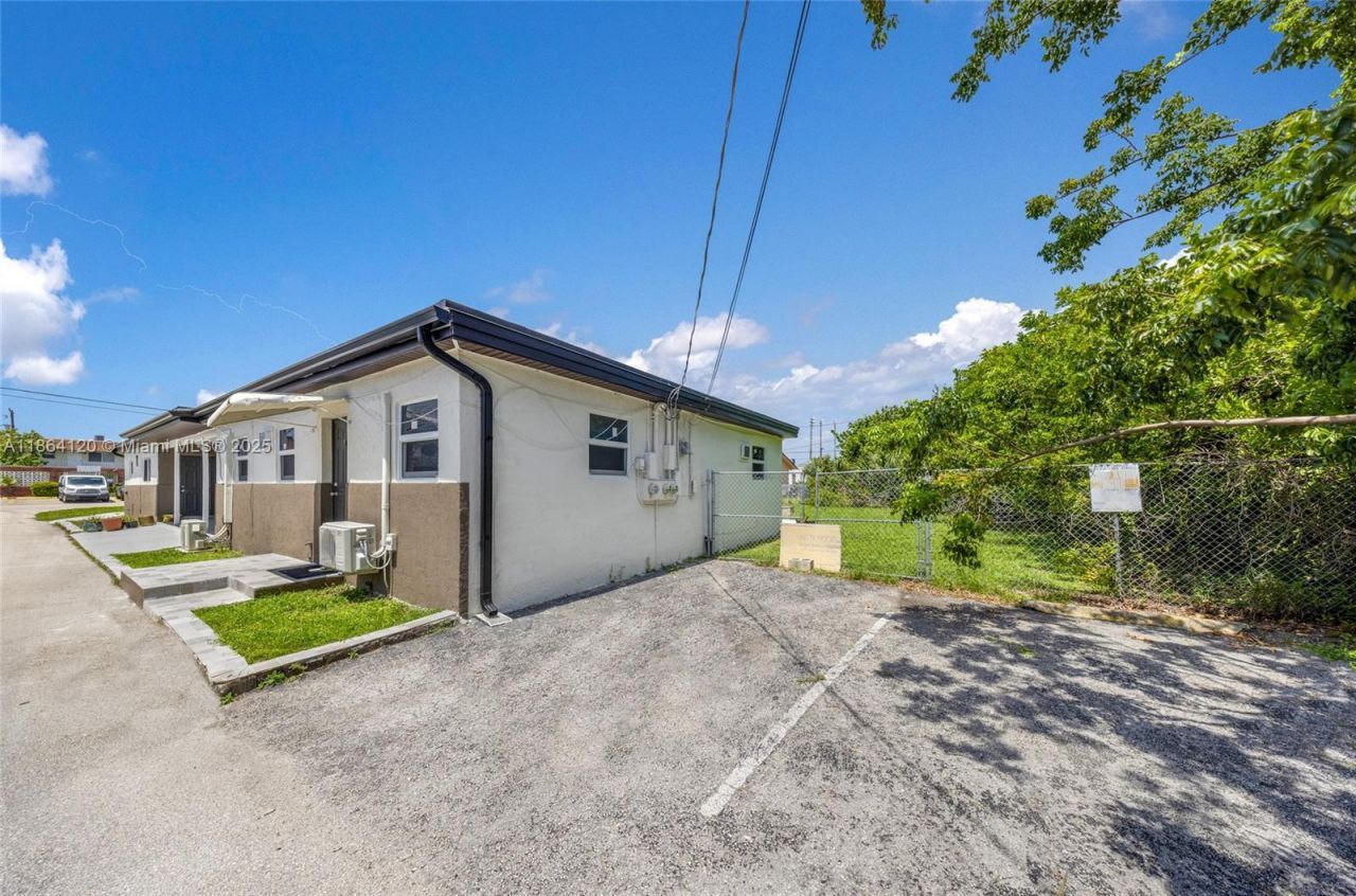 1807 N 17th Ave, Hollywood, FL 33020 Photo