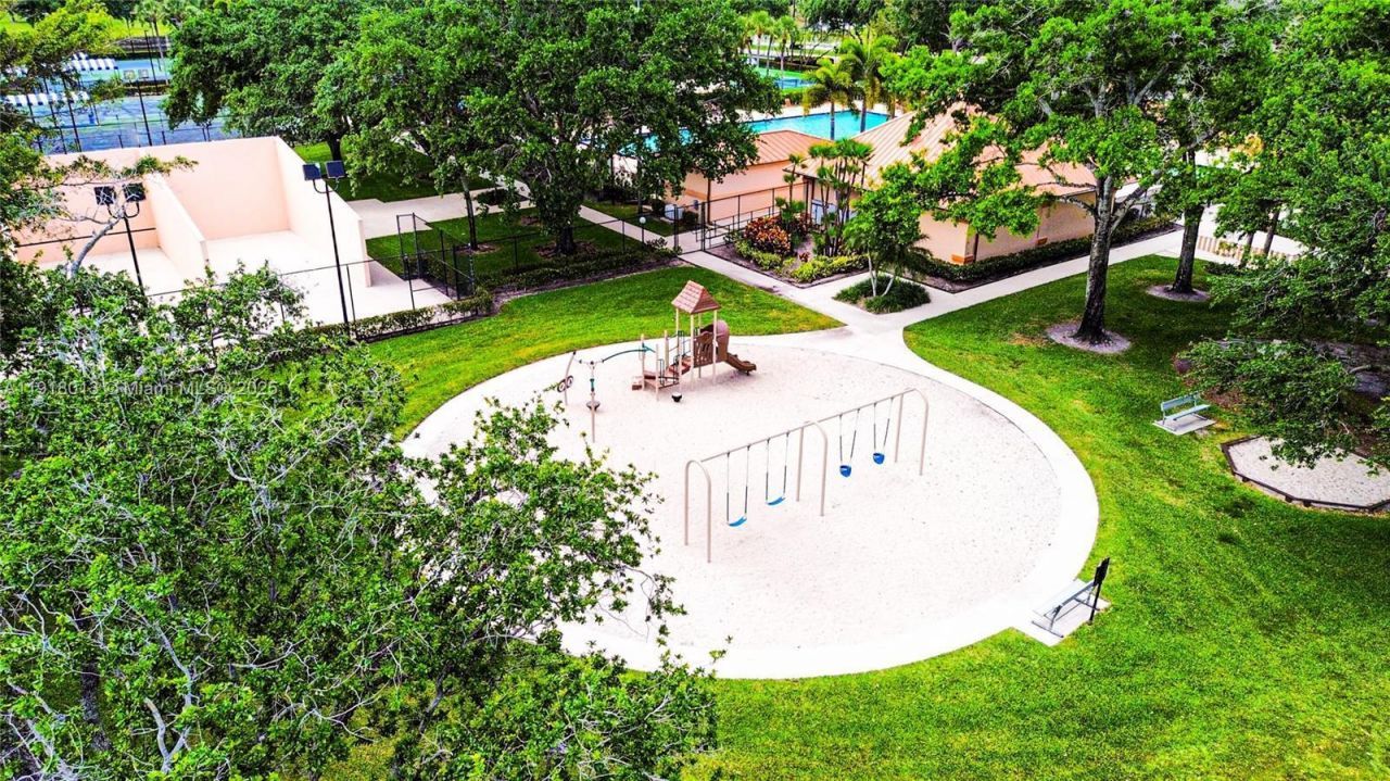 1015 10th Way, Unit 1015, West Palm Beach, FL 33407 Photo