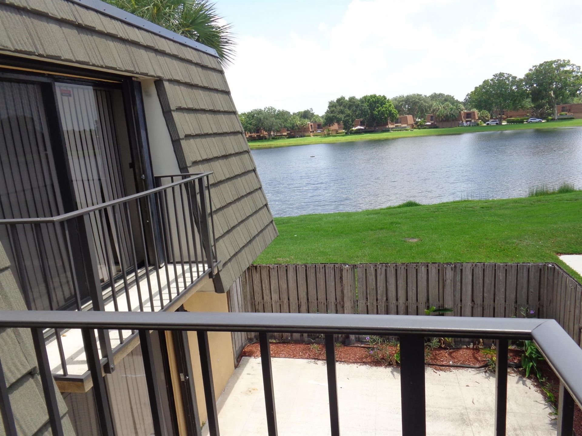 1015 10th Way, Unit 1015, West Palm Beach, FL 33407 Photo