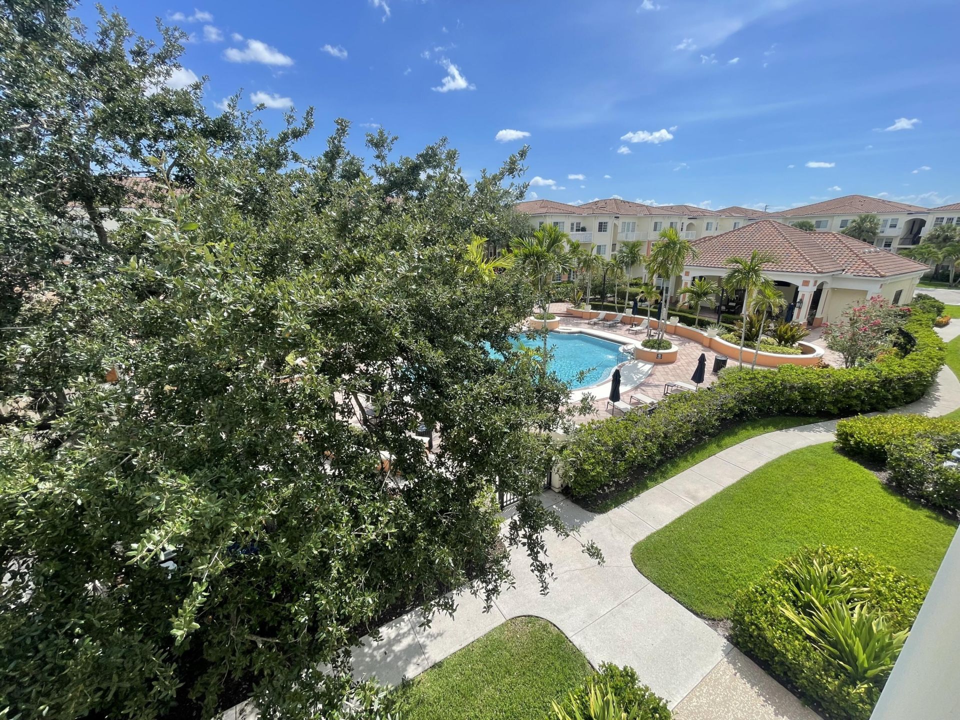 9833 Baywinds Drive, Unit 7306, West Palm Beach, FL 33411 Photo