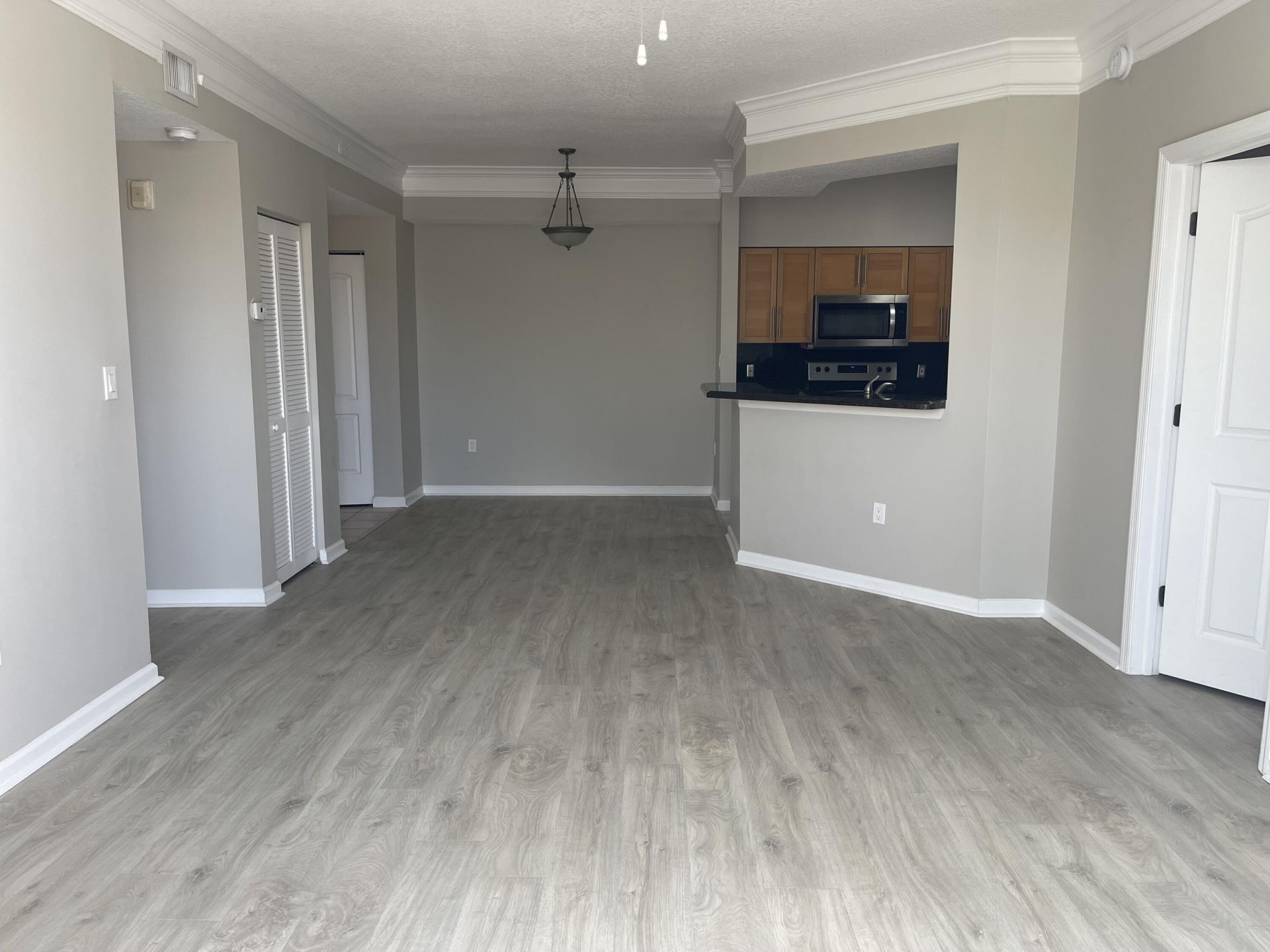 9833 Baywinds Drive, Unit 7306, West Palm Beach, FL 33411 Photo