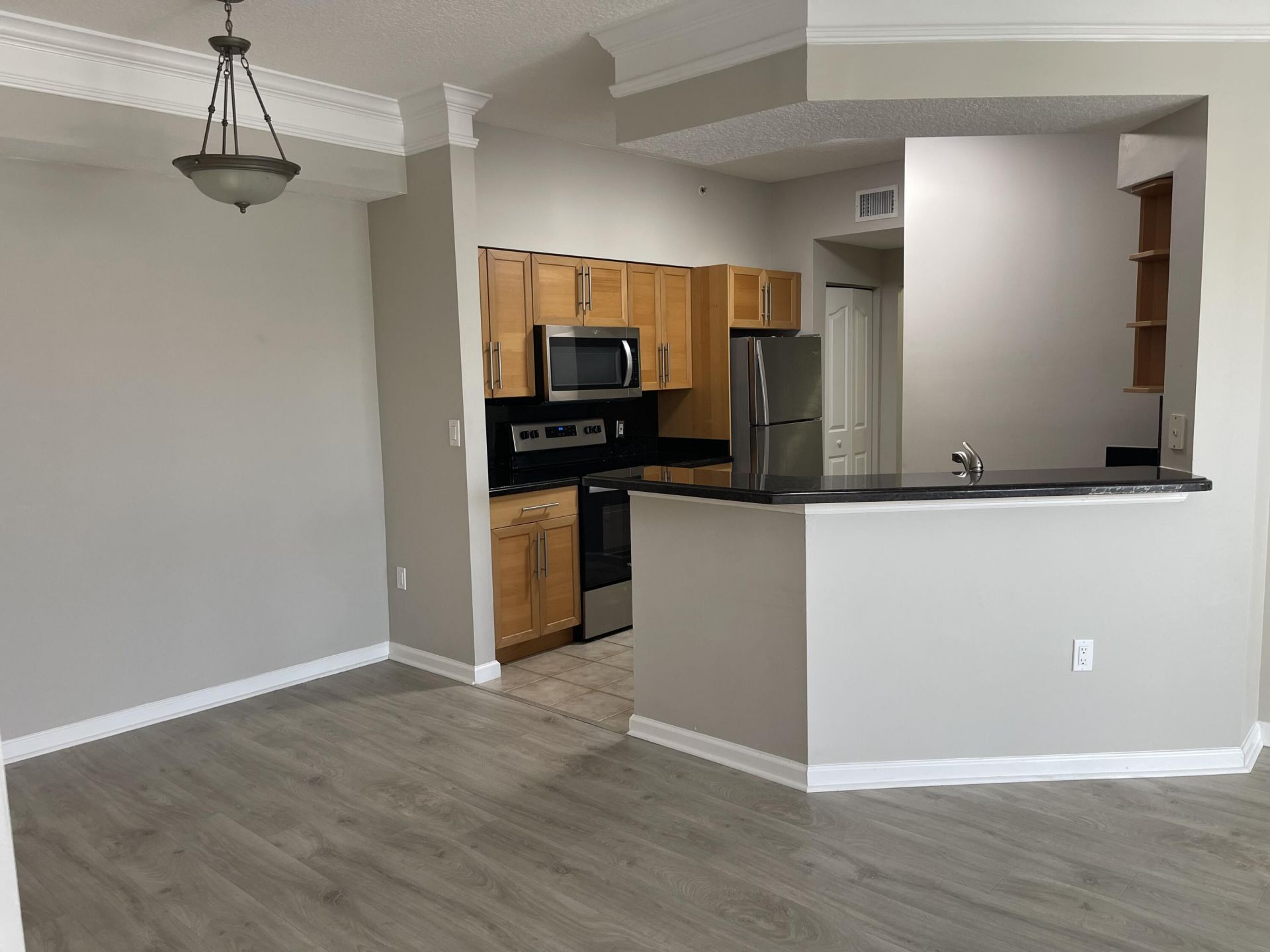 9833 Baywinds Drive, Unit 7306, West Palm Beach, FL 33411 Photo