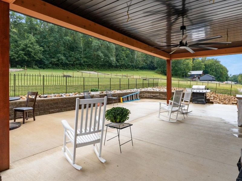 4797 Narrows Road , Frazeysburg, OH 43822 Photo 2