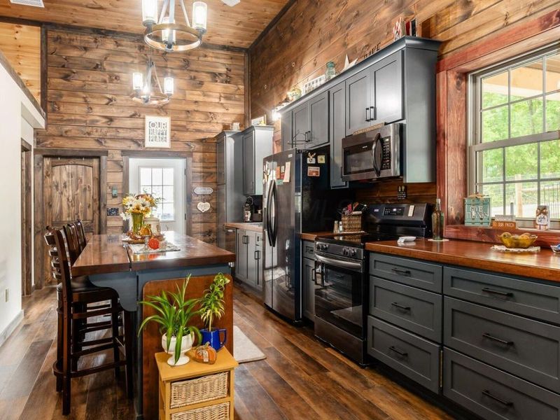 4797 Narrows Road , Frazeysburg, OH 43822 Photo 3