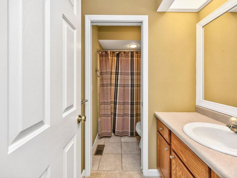 1210 Stephanie Drive, Unit 3, Hamilton, OH 45013 Photo 18