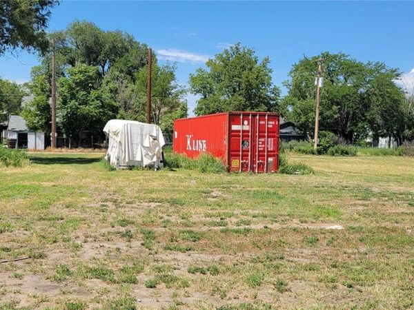 406 E 2nd Street, Julesburg, CO 80737