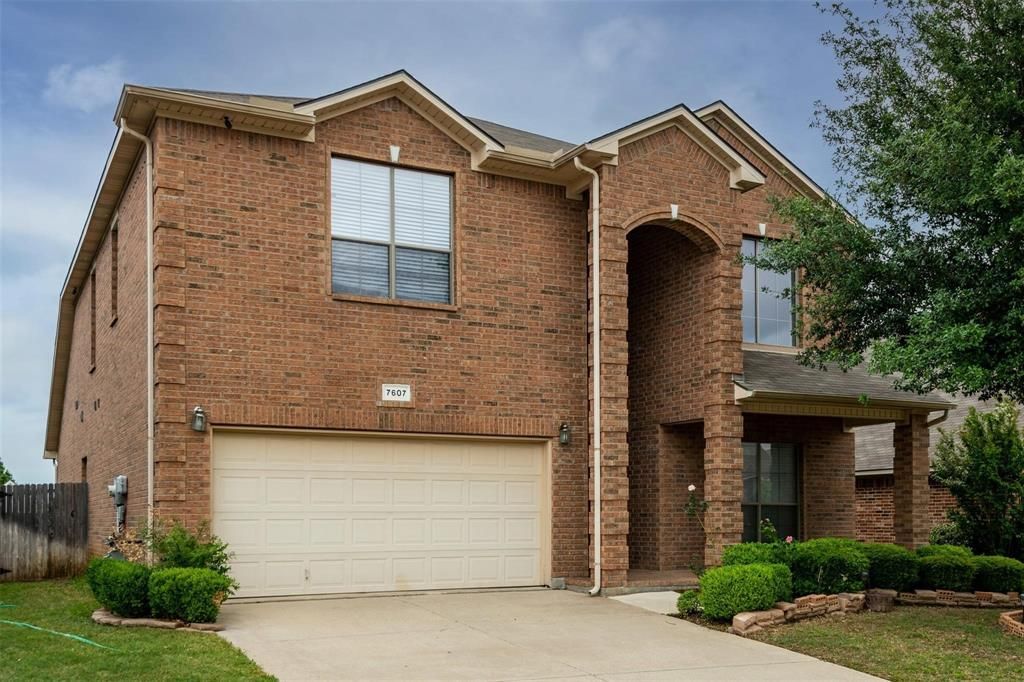 7607 Yearling Way, Arlington, TX 76002 Main Photo