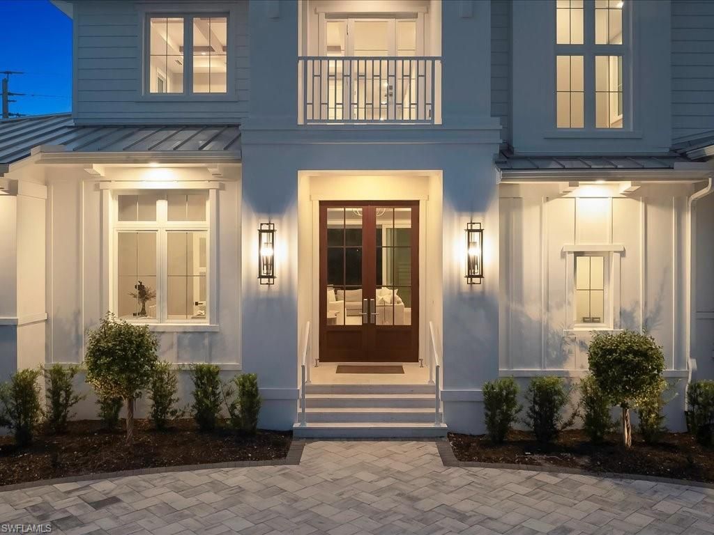 1179 Broad Ave N, Naples, FL 34102 Photo