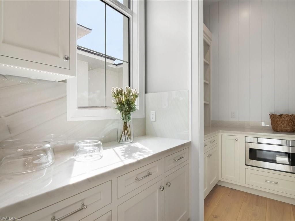 1179 Broad Ave N, Naples, FL 34102 Photo