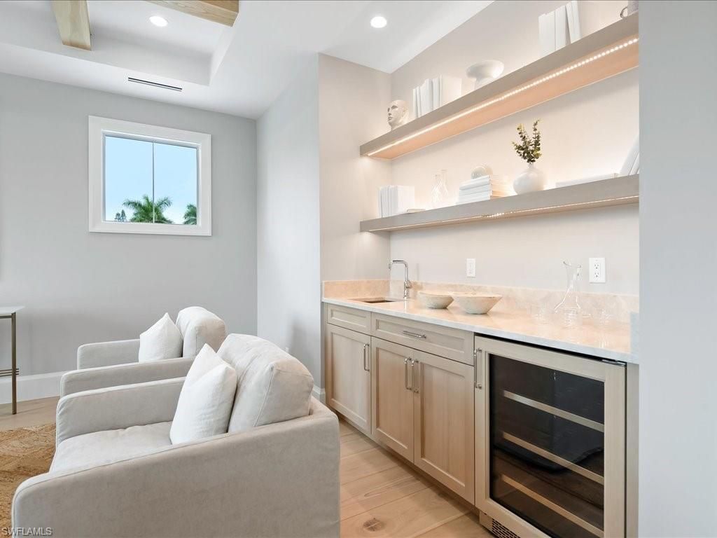 1179 Broad Ave N, Naples, FL 34102 Photo