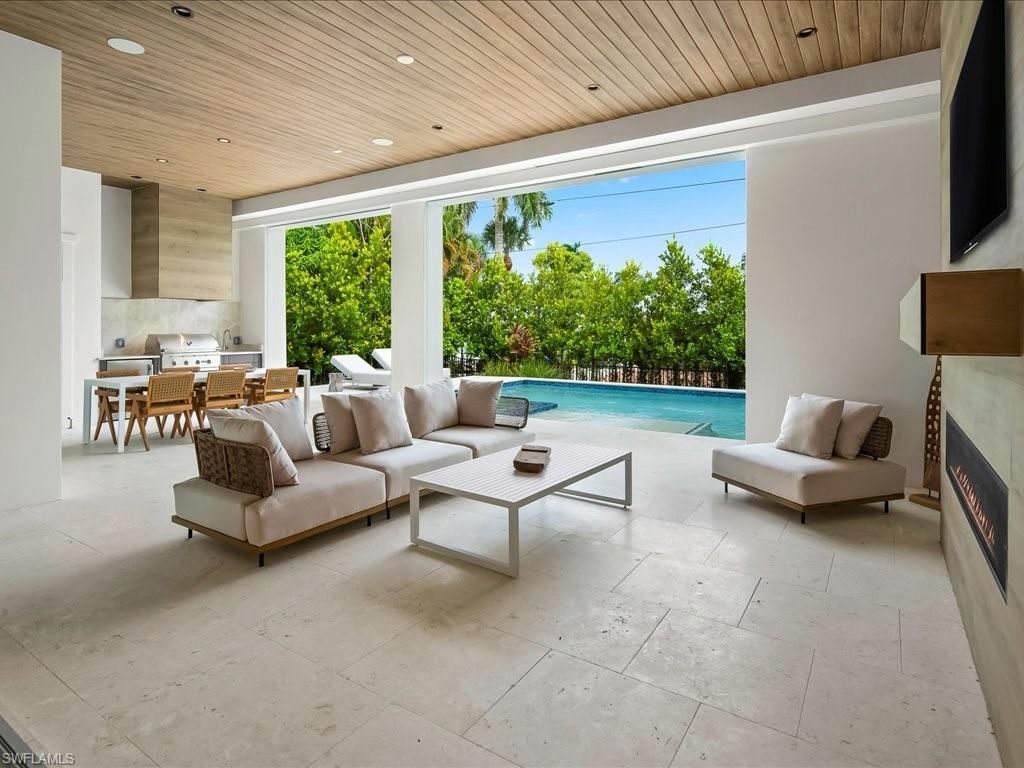 1179 Broad Ave N, Naples, FL 34102 Photo