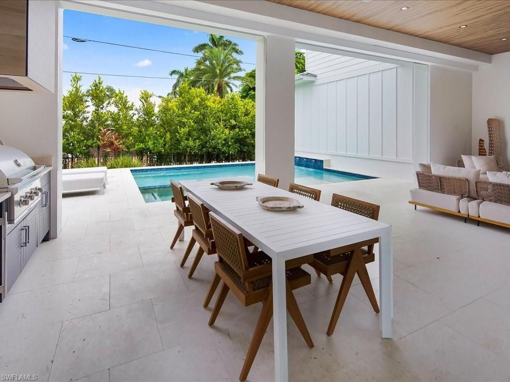 1179 Broad Ave N, Naples, FL 34102 Photo