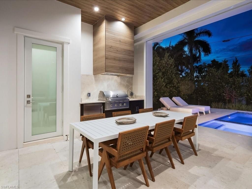 1179 Broad Ave N, Naples, FL 34102 Photo