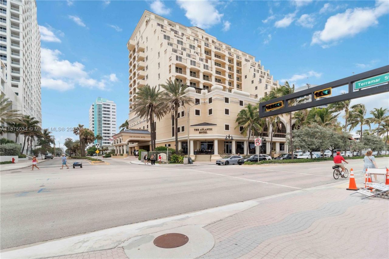 601 N Ft Lauderdale Beach Blvd, Unit 611, Fort Lauderdale, FL 33304 Photo
