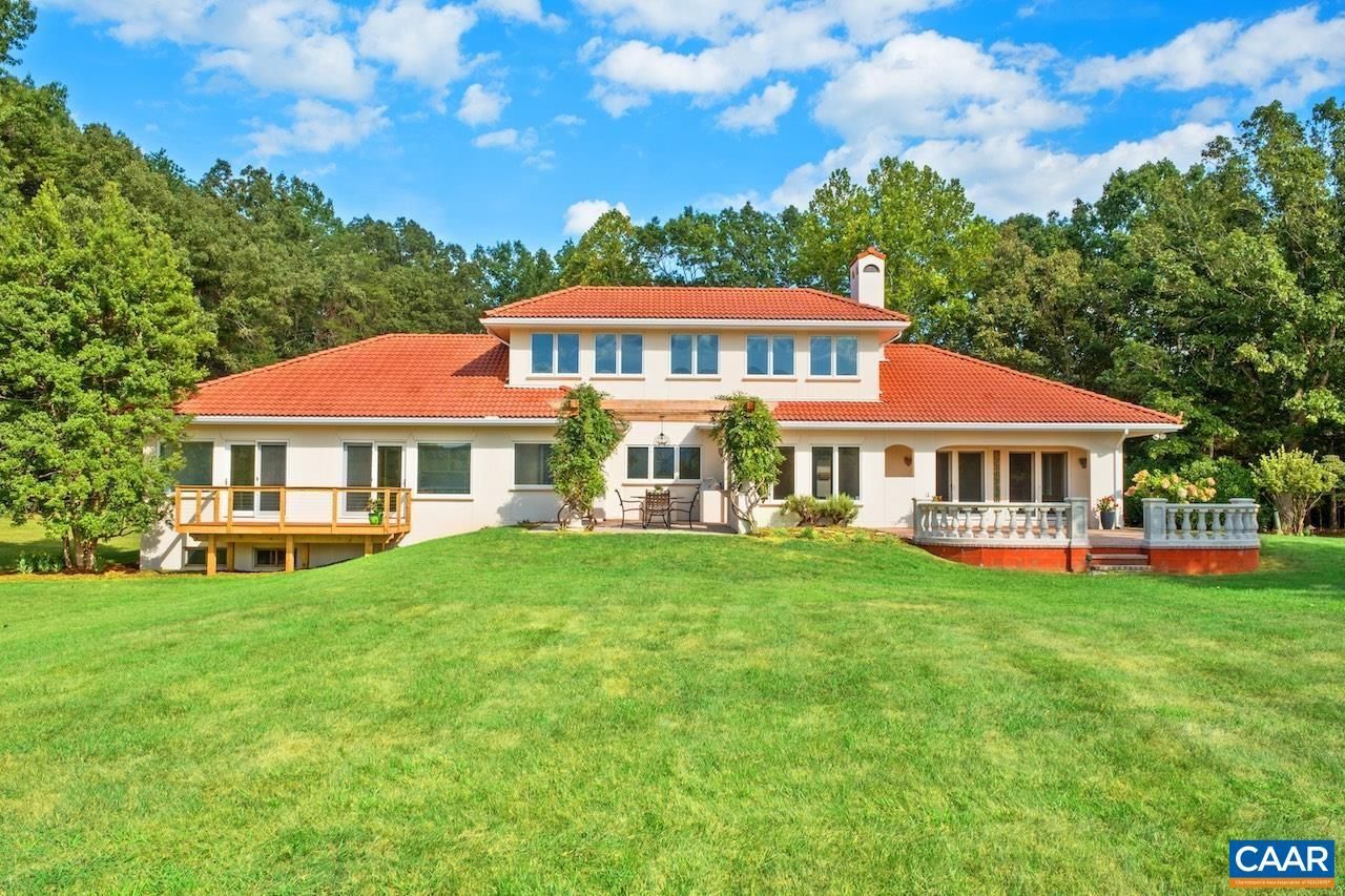 8540 TAYLOR CREEK RD, AFTON, VA 22920