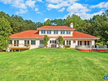 8540 TAYLOR CREEK RD, Afton, VA 22920