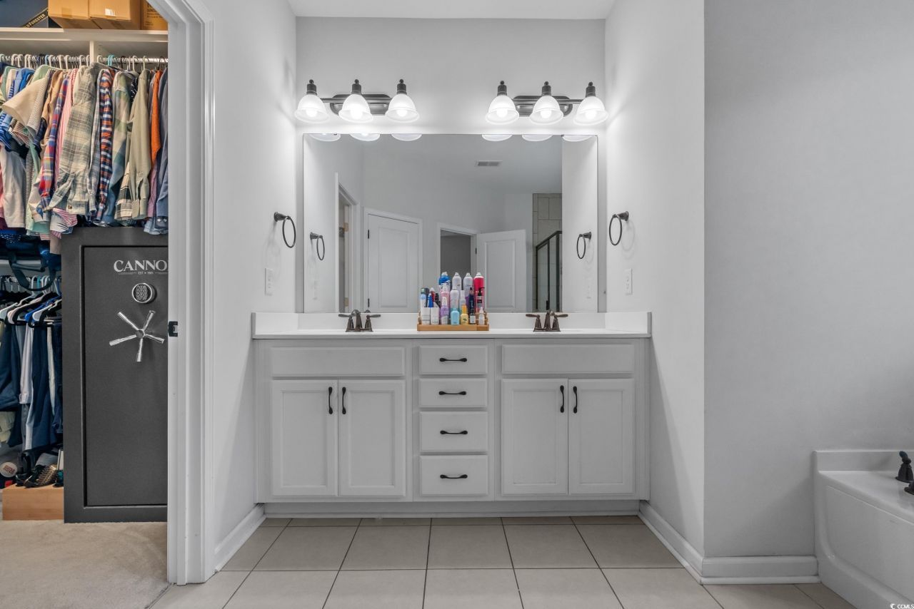 3620 Diamond Stars Way Photo 17