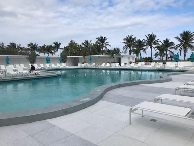 5255 Collins Ave, Unit 4G, Miami Beach, FL 33140 Photo
