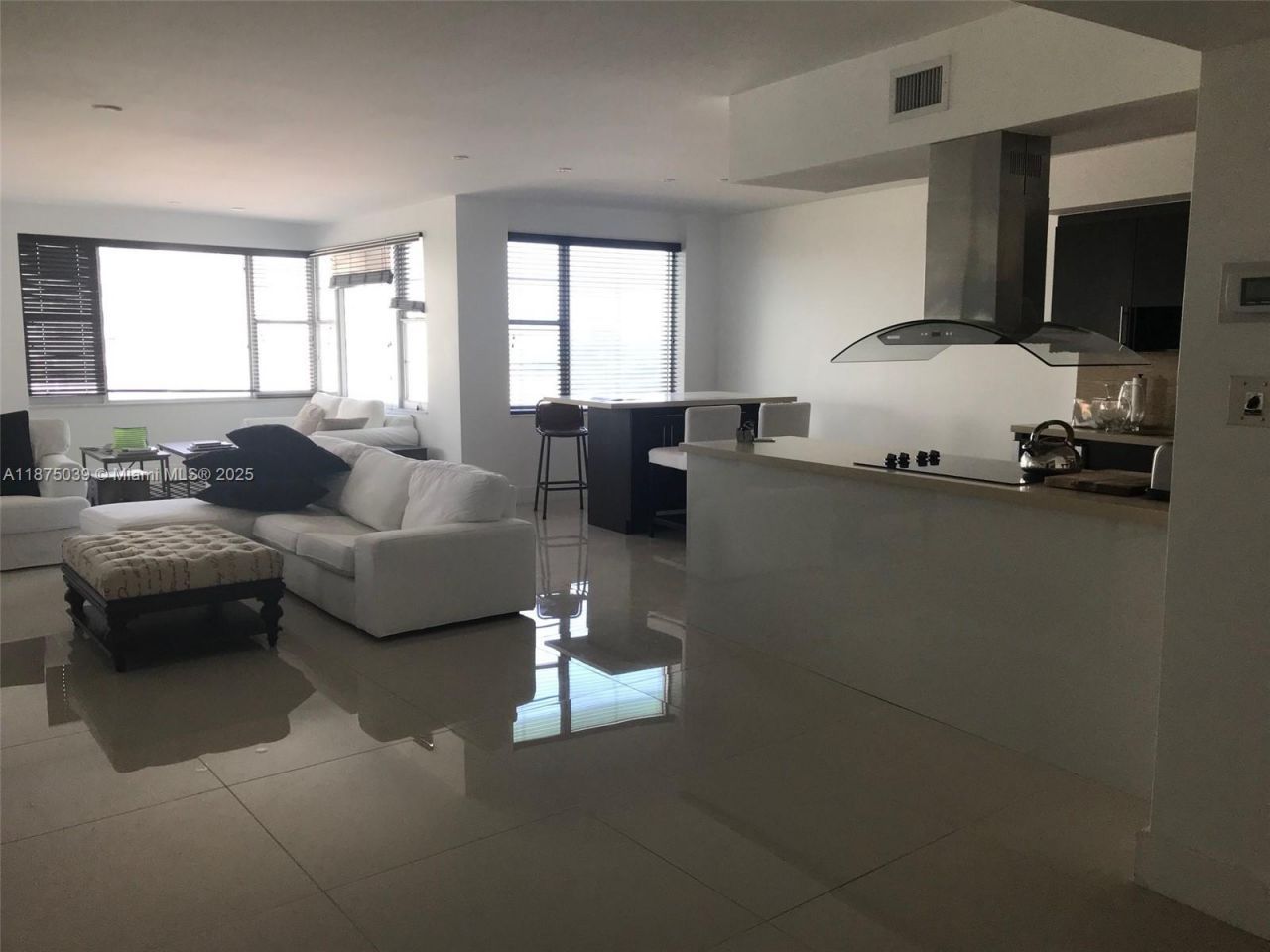 5255 Collins Ave, Unit 4G, Miami Beach, FL 33140 Photo