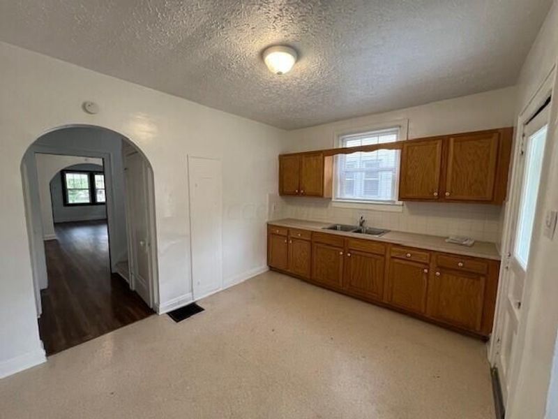 200-202 N Harris Avenue, Columbus, OH 43204 Photo 10