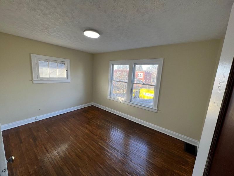 200-202 N Harris Avenue, Columbus, OH 43204 Photo 2