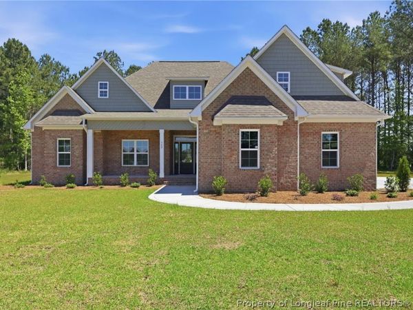 509 Autumn Leaf Court, Lumberton, NC 28358