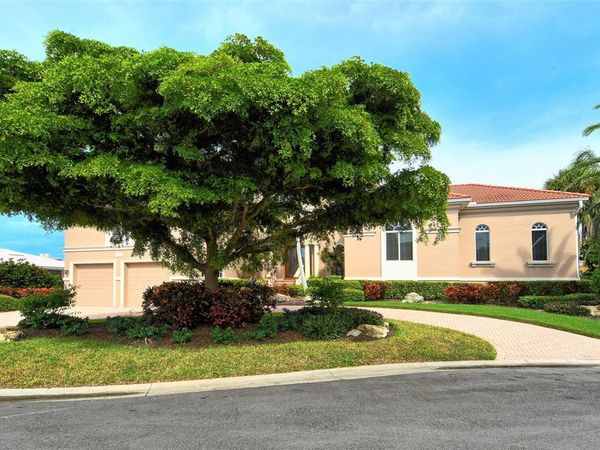 591 PUTTING GREEN LANE, LONGBOAT KEY, FL 34228