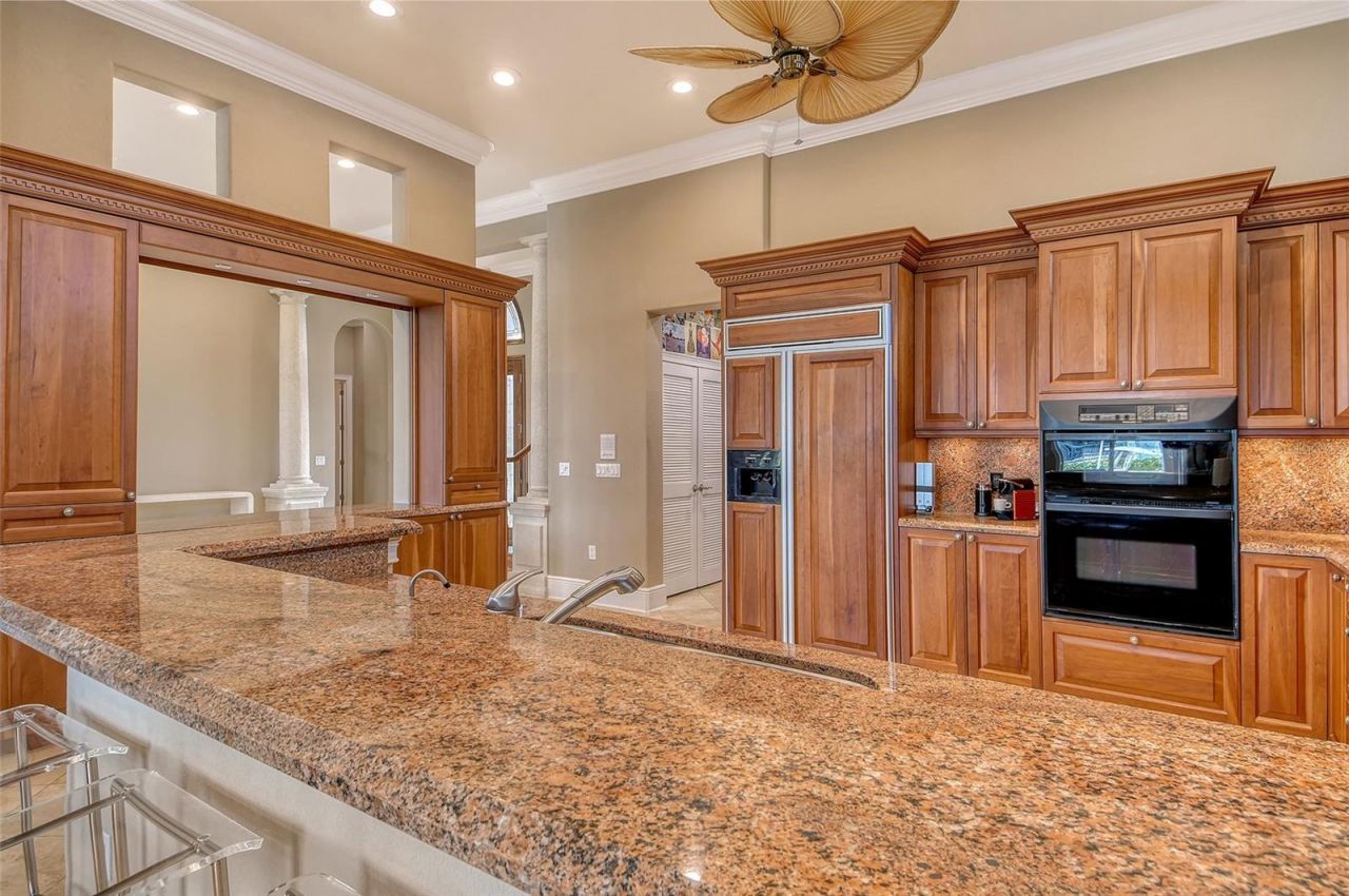 591 Putting Green Lane, Longboat Key, FL 34228 Photo