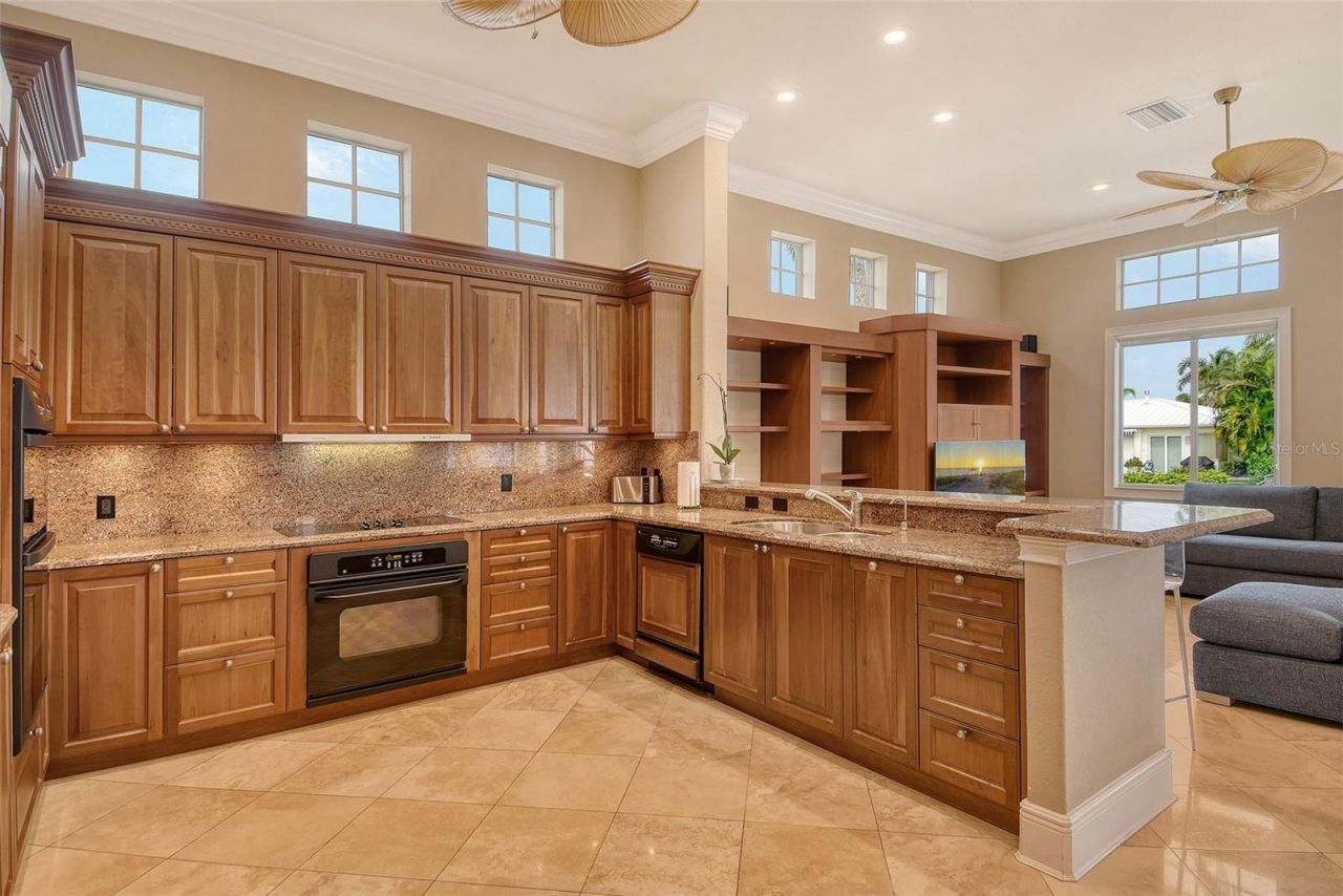 591 Putting Green Lane, Longboat Key, FL 34228 Photo