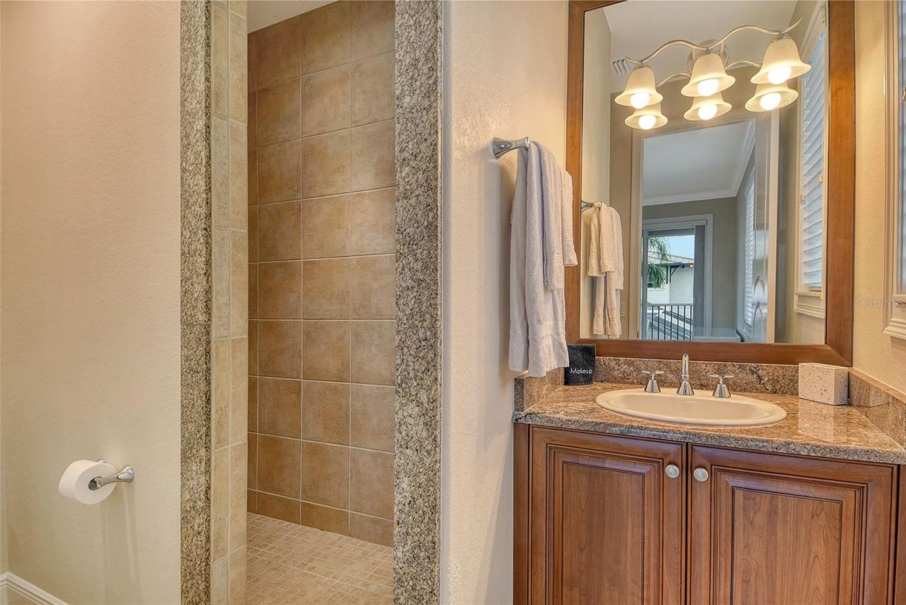 591 Putting Green Lane, Longboat Key, FL 34228 Photo