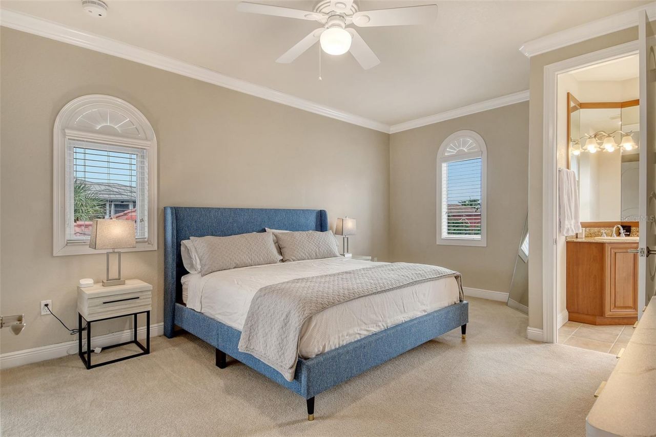 591 Putting Green Lane, Longboat Key, FL 34228 Photo