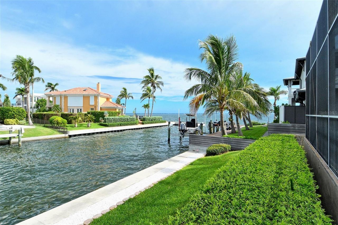 591 Putting Green Lane, Longboat Key, FL 34228 Photo