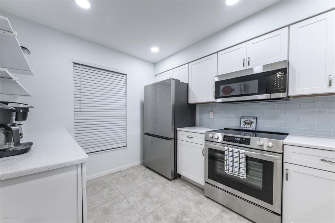 220 Coldeway Drive, Unit 112, Punta Gorda, FL 33950 Photo