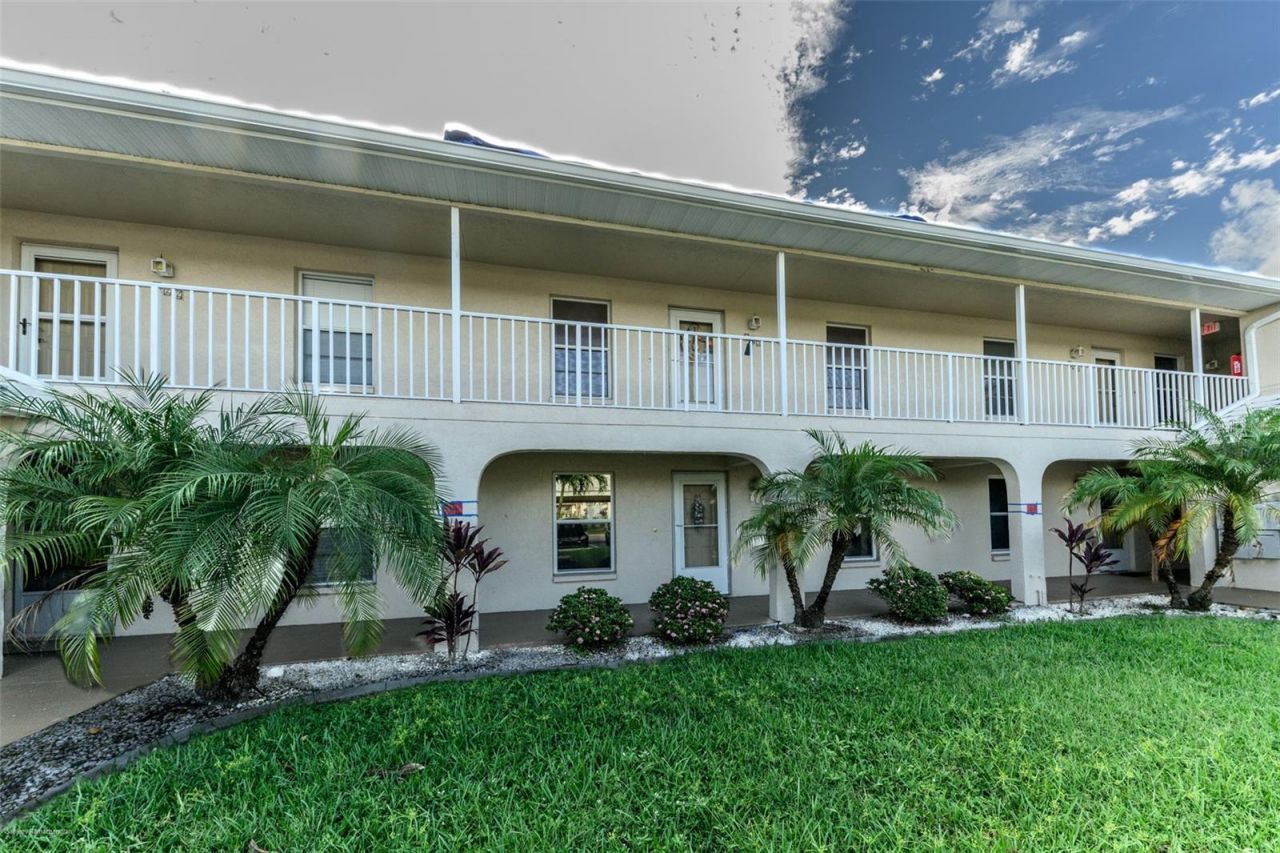 220 Coldeway Drive, Unit 112, Punta Gorda, FL 33950 Photo