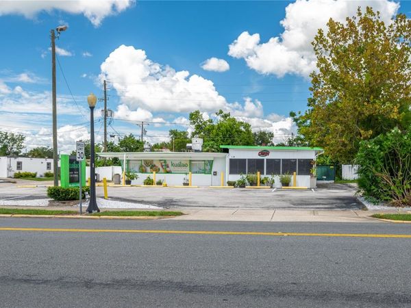 114 W CENTRAL AVENUE, LAKE WALES, FL 33853