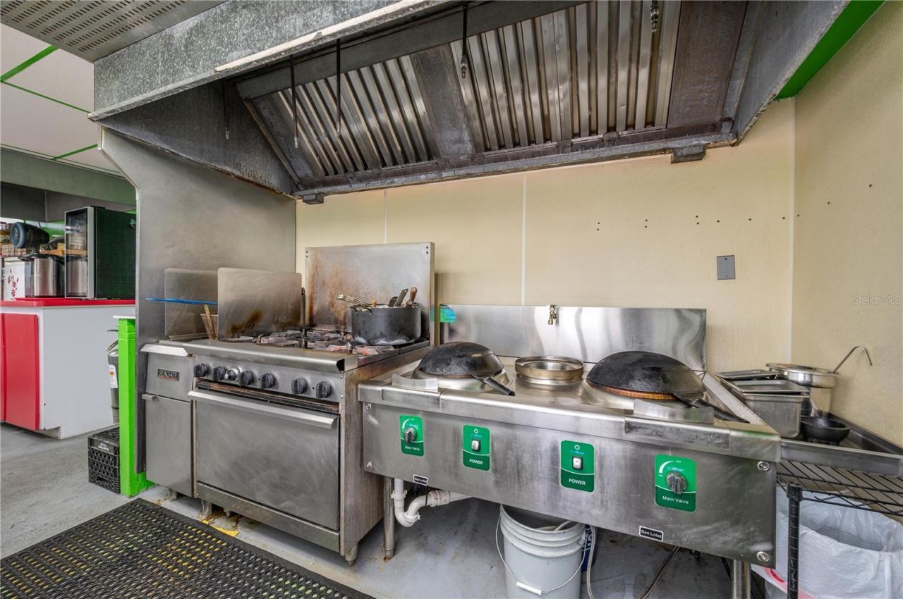 114 W Central Avenue, Lake Wales, FL 33853 Photo