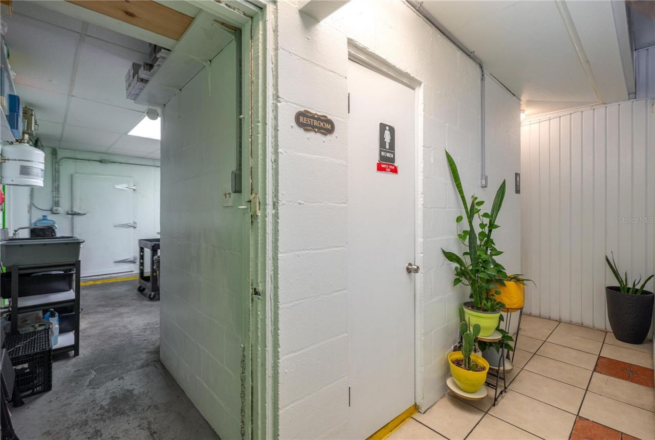 114 W Central Avenue, Lake Wales, FL 33853 Photo