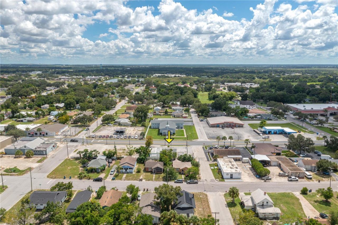 114 W Central Avenue, Lake Wales, FL 33853 Photo